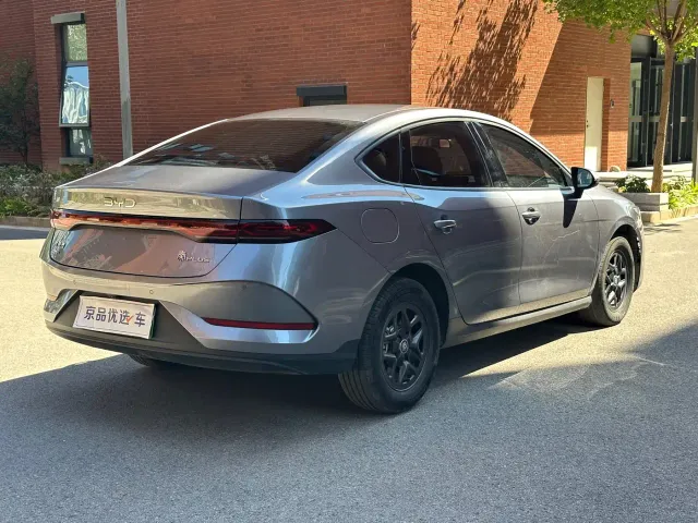 BYD Qin PLUS — Фото автомобиля 5