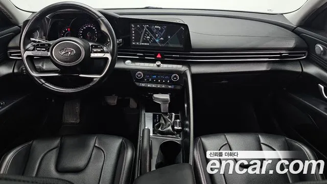 Hyundai Avante CN7 — Фото автомобиля 10