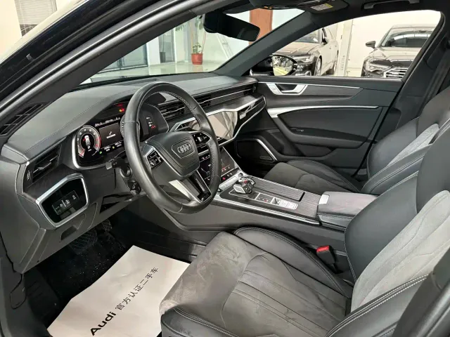 Audi A6L — Фото автомобиля 9