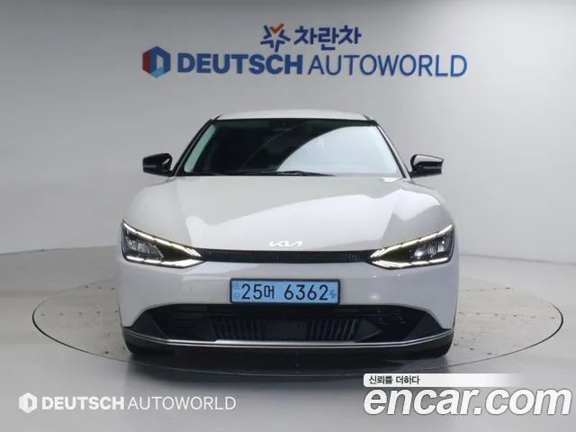 Kia EV6 — Фото автомобиля 3