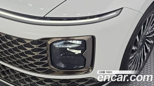 Hyundai Grandeur Grandeur (GN7) 2.5 Бензин 2WD — Фото автомобиля 21