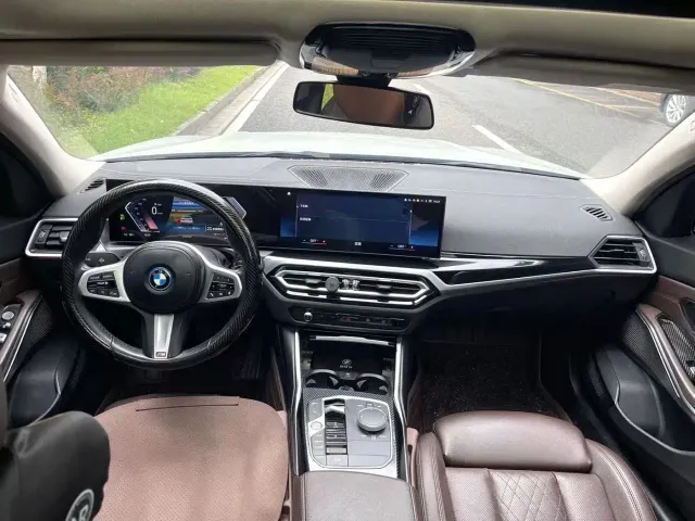 BMW i3 — Фото автомобиля 5