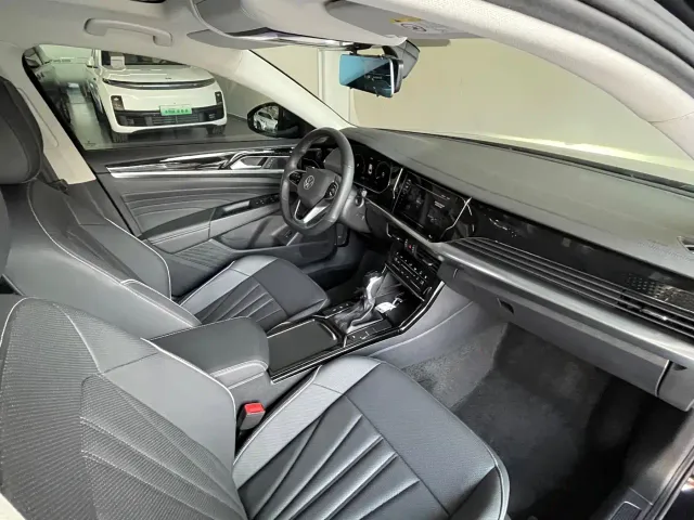 Volkswagen Passat — Фото автомобиля 29