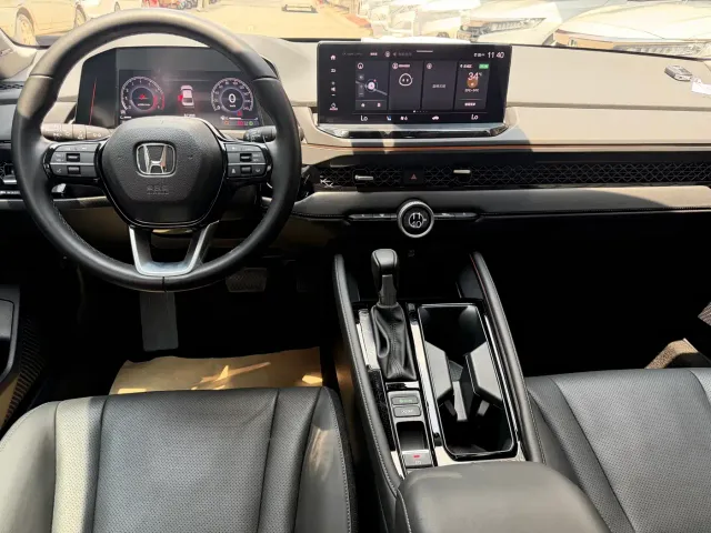 Honda Accord — Фото автомобиля 5