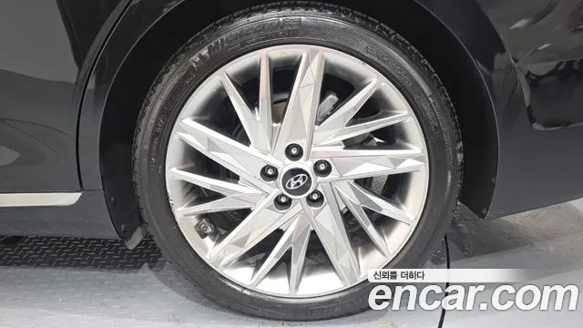 Hyundai Grandeur Новый Grandeur IG — Фото автомобиля 20