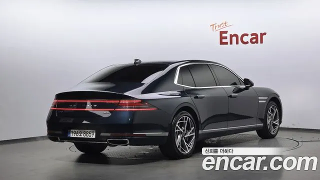 Genesis G90 Бензин 3.5 турбо AWD — Фото автомобиля 2