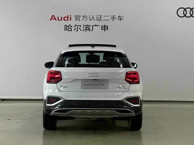 Audi Q2L — Фото автомобиля 4