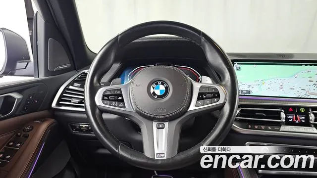 BMW X5 — Фото автомобиля 10