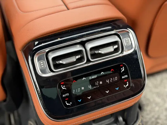 Mercedes-Benz S-Class — Фото автомобиля 12