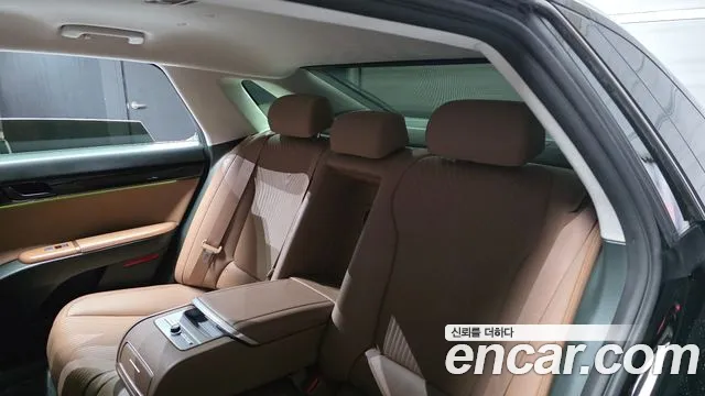Hyundai Grandeur GN7 — Фото автомобиля 18