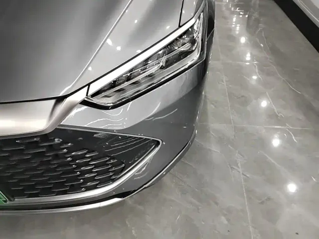 BYD Qin PLUS — Фото автомобиля 23