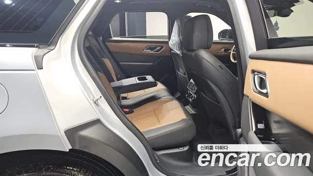 Land Rover Range Rover Velar Range Rover Velar 3.0 P400 Dynamic HSE — Фото автомобиля 12