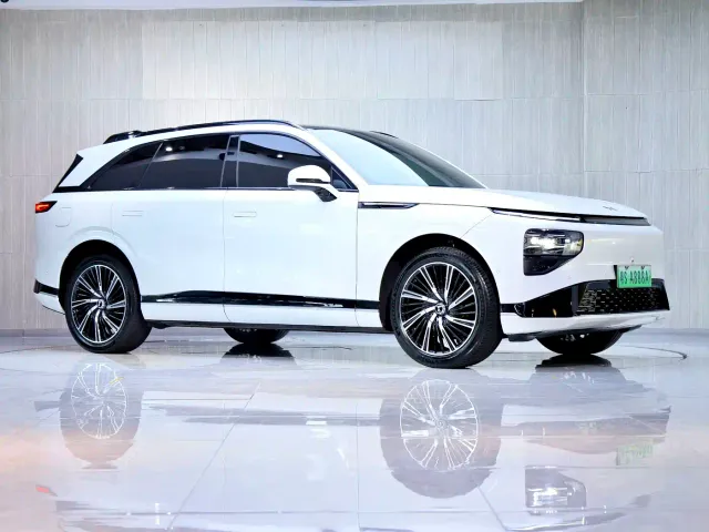 Xpeng G9 — Фото автомобиля 2