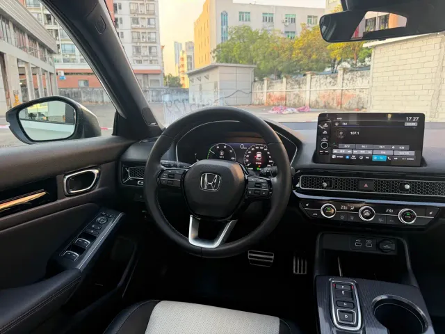 Honda Civic — Фото автомобиля 7