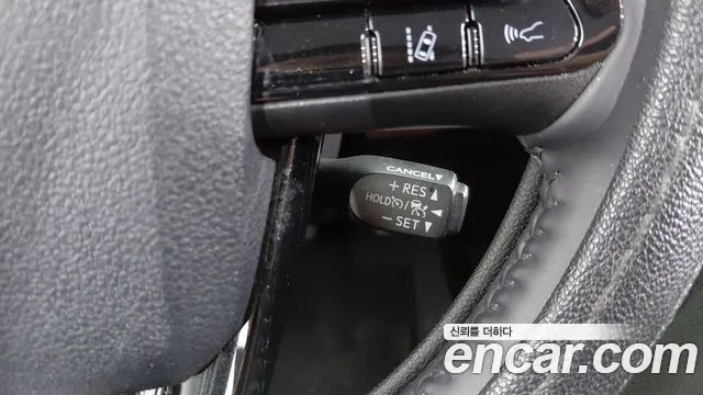 Toyota Prius — Фото автомобиля 12
