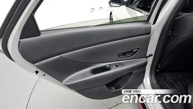 Hyundai AVANTE — Фото автомобиля 25