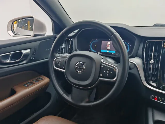 Volvo S60 — Фото автомобиля 16