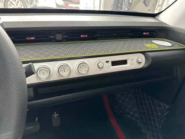 Wuling Hongguang Mini EV — Фото автомобиля 16