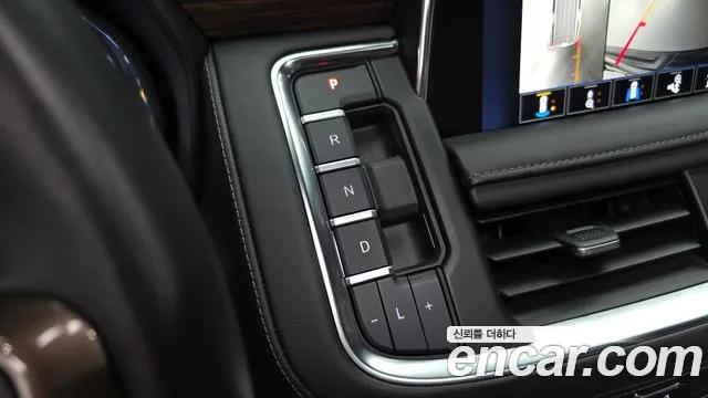 ChevroletGMDaewoo Tahoe Tahoe 6.2 High Country 4WD — Фото автомобиля 8