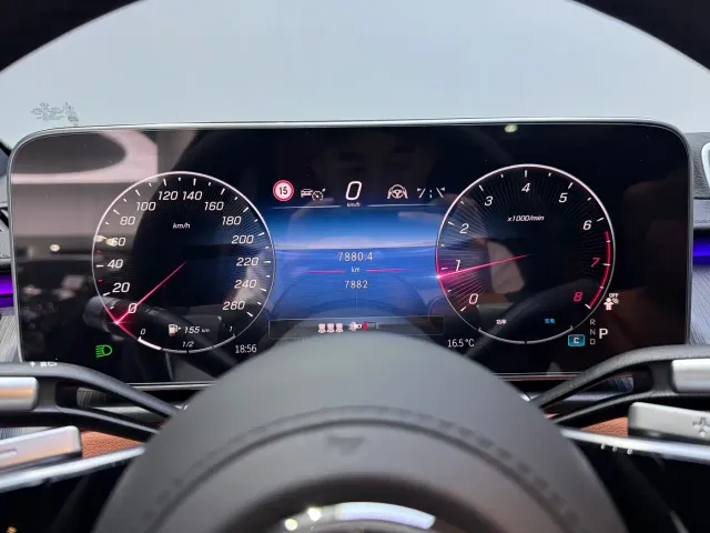 Mercedes-Benz S-Class — Фото автомобиля 11