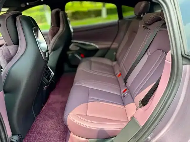 Xiaomi SU7 — Фото автомобиля 10