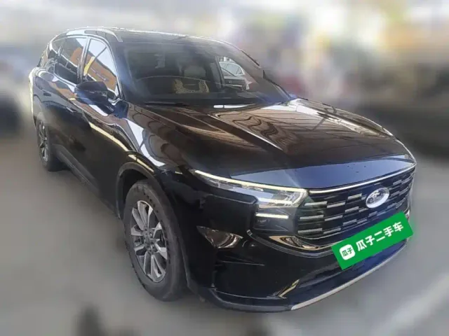 Ford Edge — Фото автомобиля 5