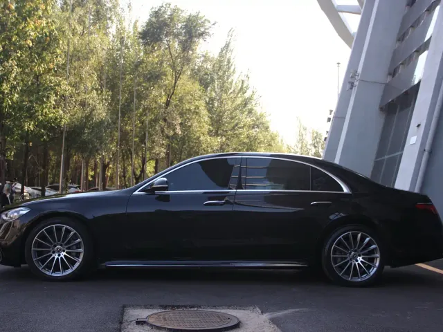 Mercedes-Benz S-Class — Фото автомобиля 18