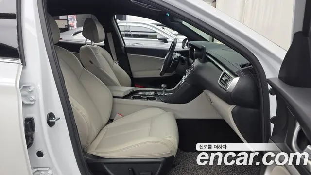 Genesis G70 New — Фото автомобиля 17