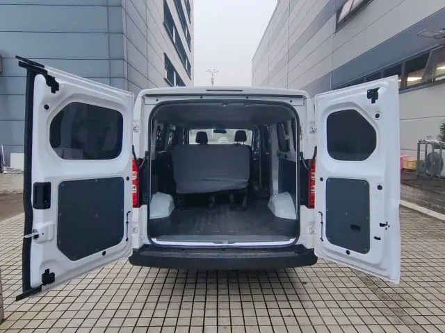 Wuling Yangguang — Фото автомобиля 10