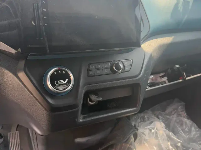 Maxus EV30 — Фото автомобиля 4