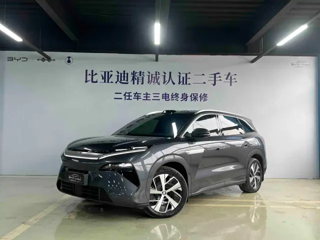 Фотография автомобиля — BYD Tang L