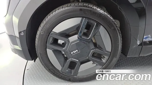Kia EV9 — Фото автомобиля 5
