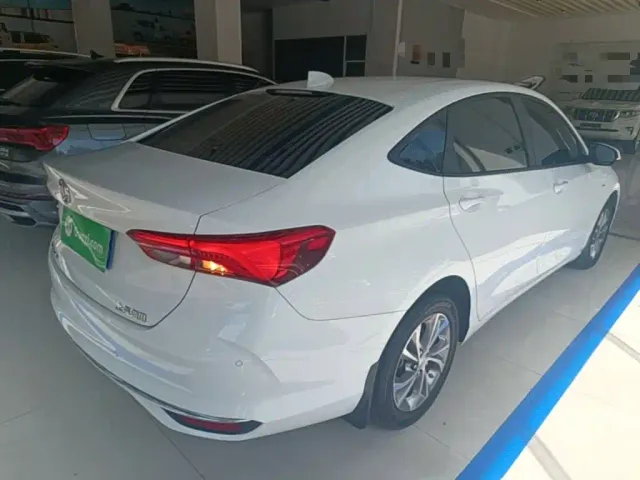 Buick Verano — Фото автомобиля 6