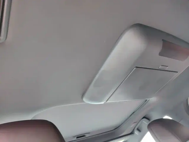 Toyota Sienna — Фото автомобиля 17