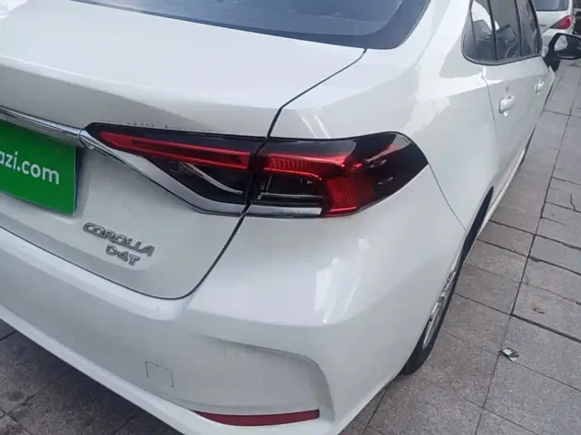 Toyota Corolla — Фото автомобиля 7