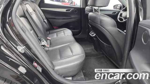 Hyundai Grandeur (New) Hybrid — Фото автомобиля 17