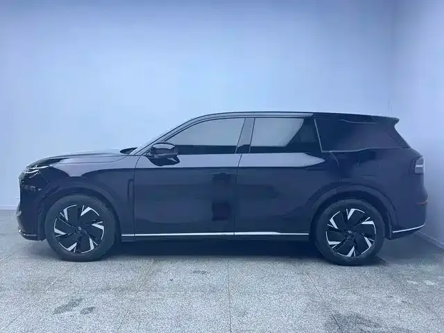 Changan Qiyuan Q07 — Фото автомобиля 3