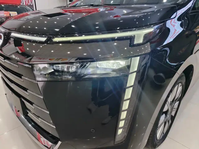 GAC Trumpchi E8 — Фото автомобиля 11