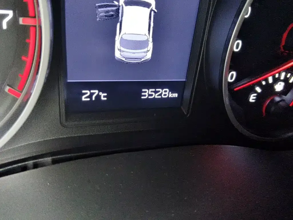 Kia KX1 2026 1.4L Sunroof Edition — Фото автомобиля 8