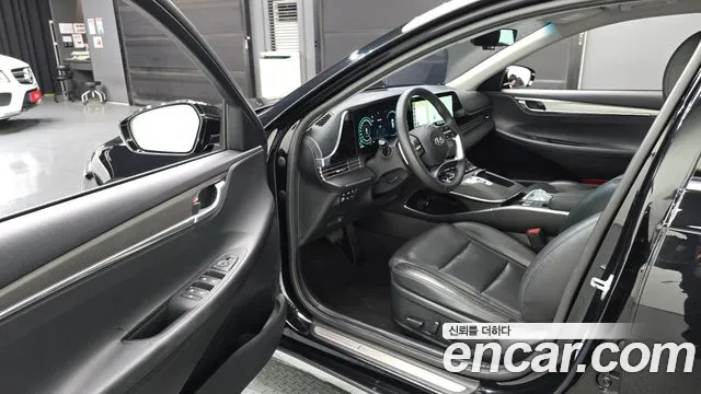 Hyundai Grandeur Новый Grandeur IG — Фото автомобиля 10