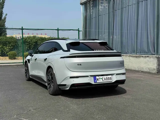 Zeekr 007 GT — Фото автомобиля 6