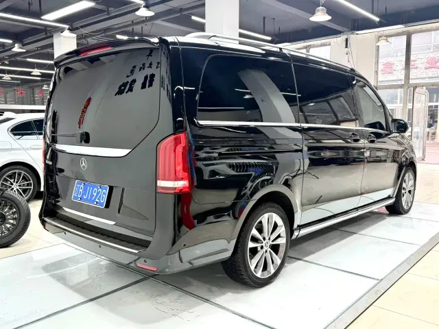 Mercedes-Benz V-Class — Фото автомобиля 7