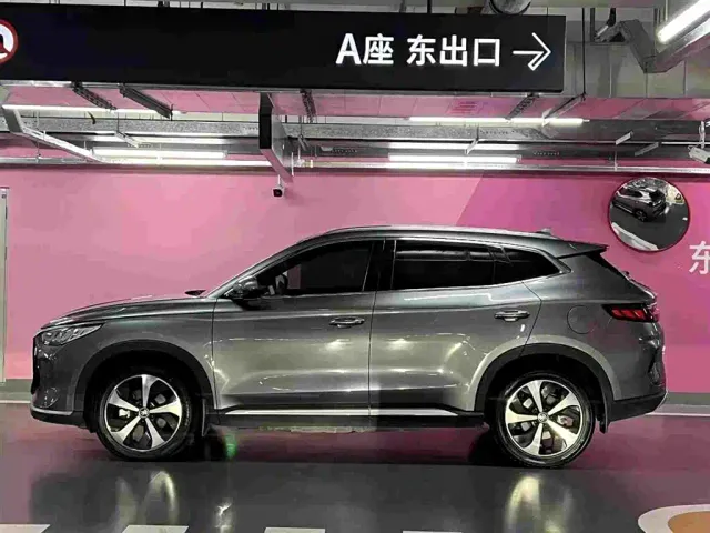 BYD Song PLUS — Фото автомобиля 3