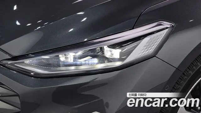 Kia K8 Hybrid — Фото автомобиля 7