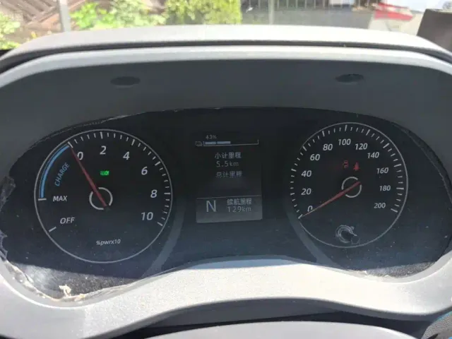 Wuling Yangguang — Фото автомобиля 3