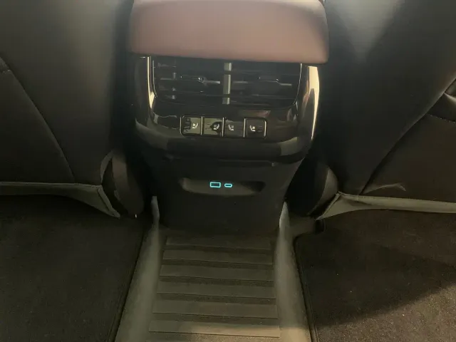 BYD Seal 07 DM-i — Фото автомобиля 15
