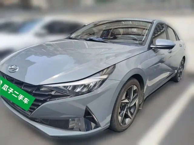Фотография автомобиля — Hyundai Elantra
