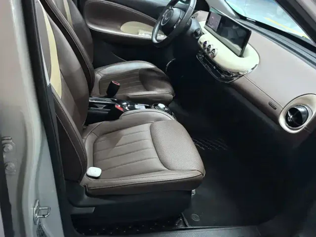 Wuling Bingo — Фото автомобиля 8