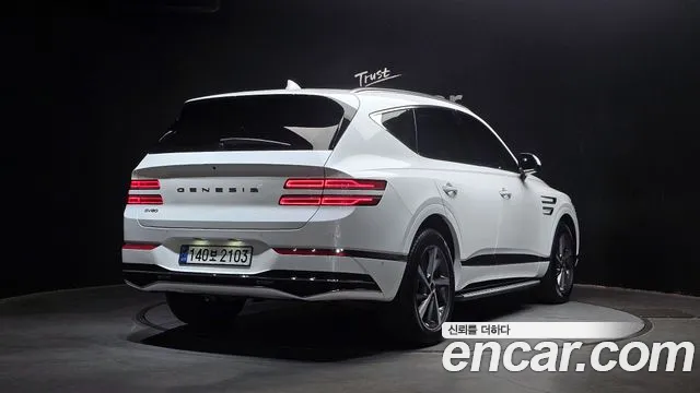 Genesis GV80 2.5T Бензин 2WD — Фото автомобиля 2