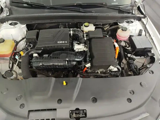 BYD Qin PLUS — Фото автомобиля 19